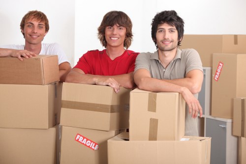 Packing and securing furniture in a moving truck
