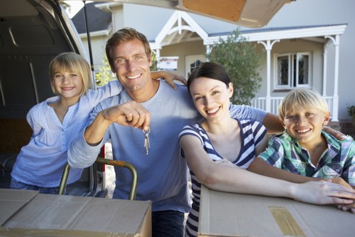 Transport support for furniture and boxes in Kingston